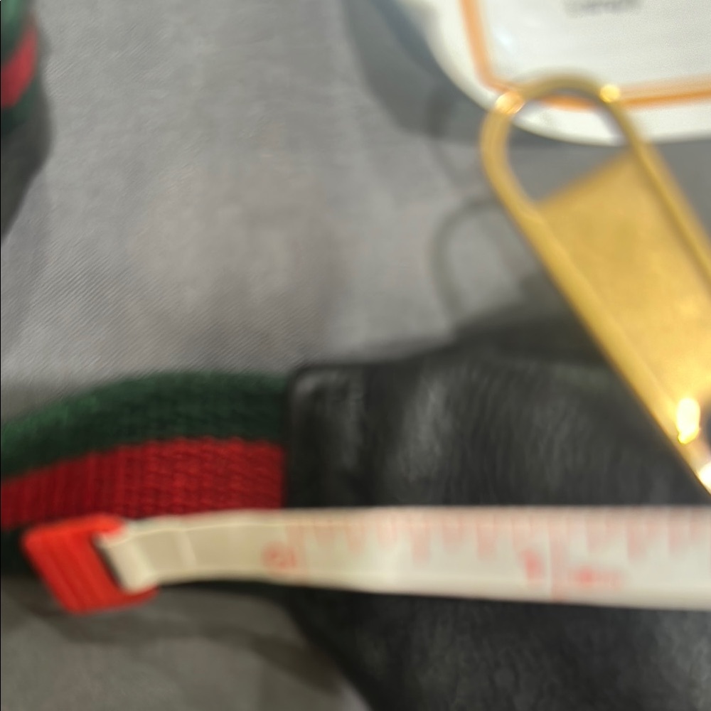 Gucci Black Leather Bum Belt Bag with Red and Green Stripes. Authentic. - Picture 9 of 10